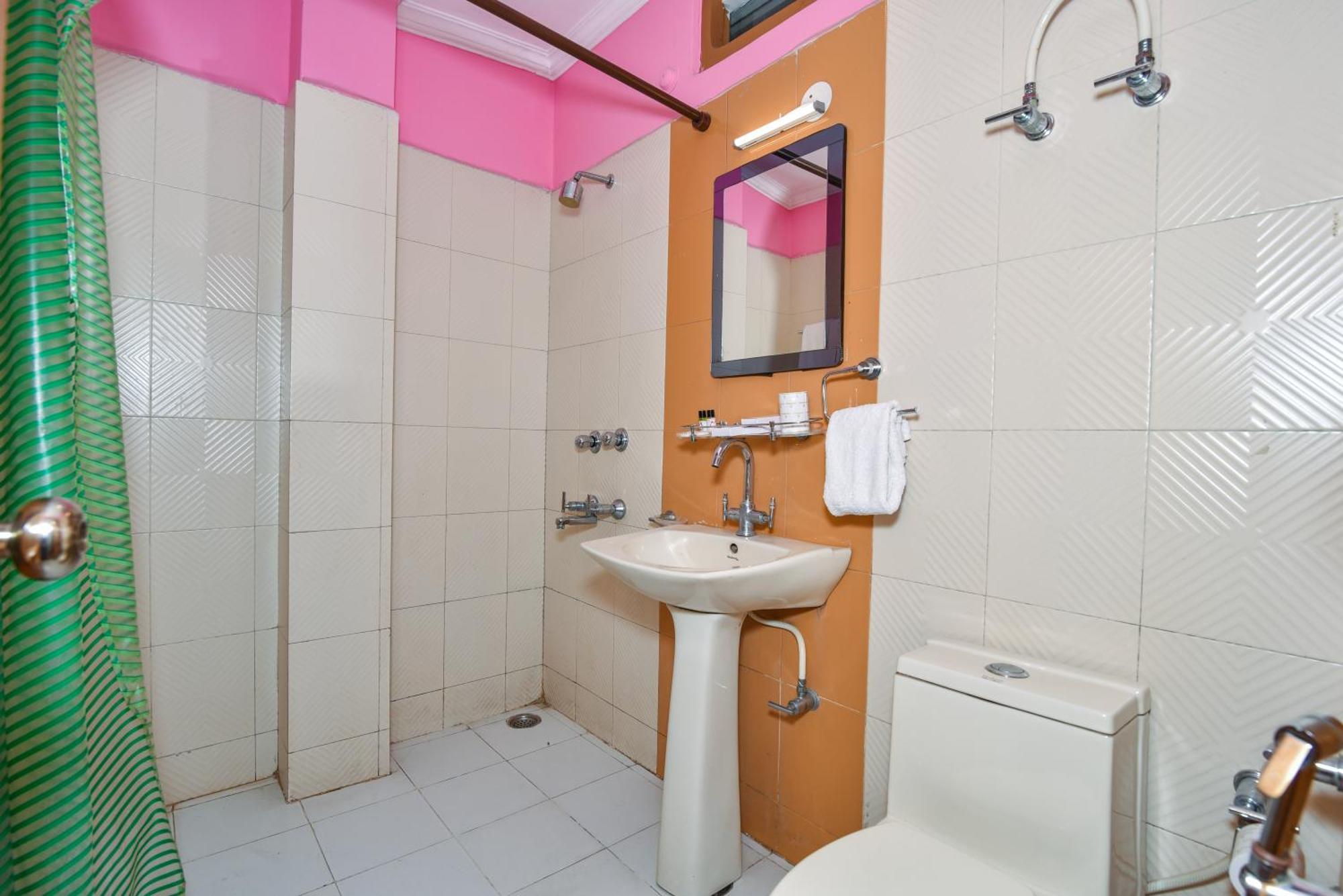 ماكليود غانج M Hotel And Restaurant المظهر الخارجي الصورة