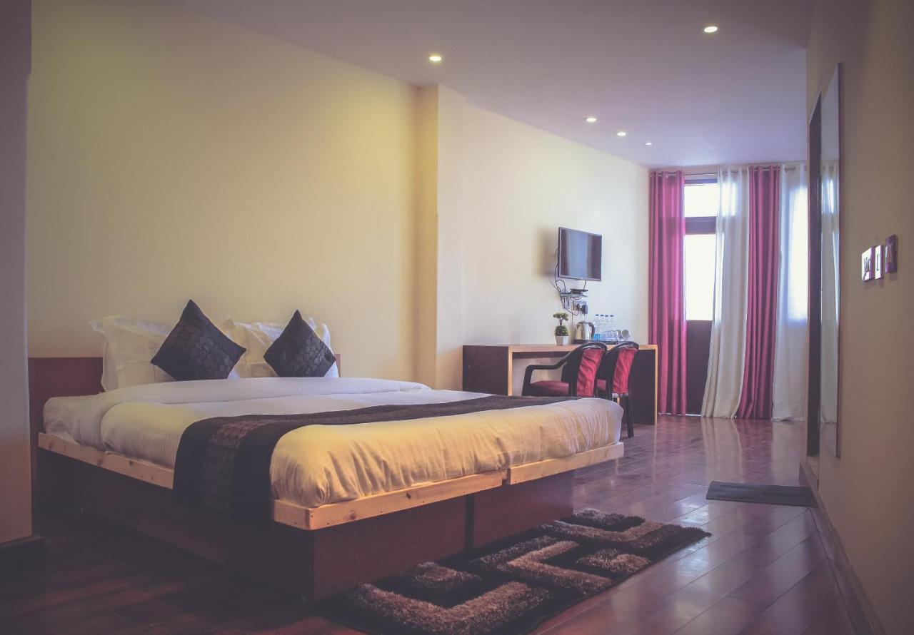 ماكليود غانج M Hotel And Restaurant المظهر الخارجي الصورة